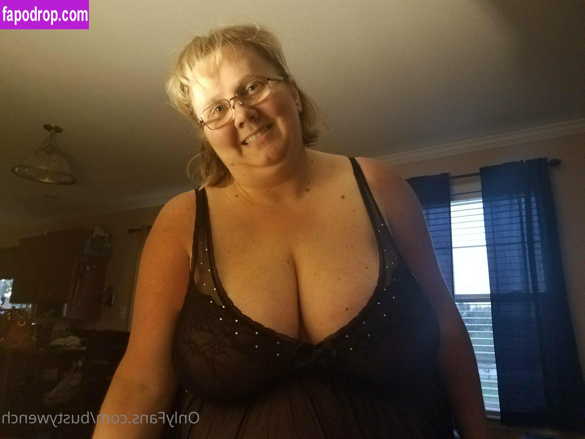 bustywench /  leak of nude photo #0010 from OnlyFans or Patreon