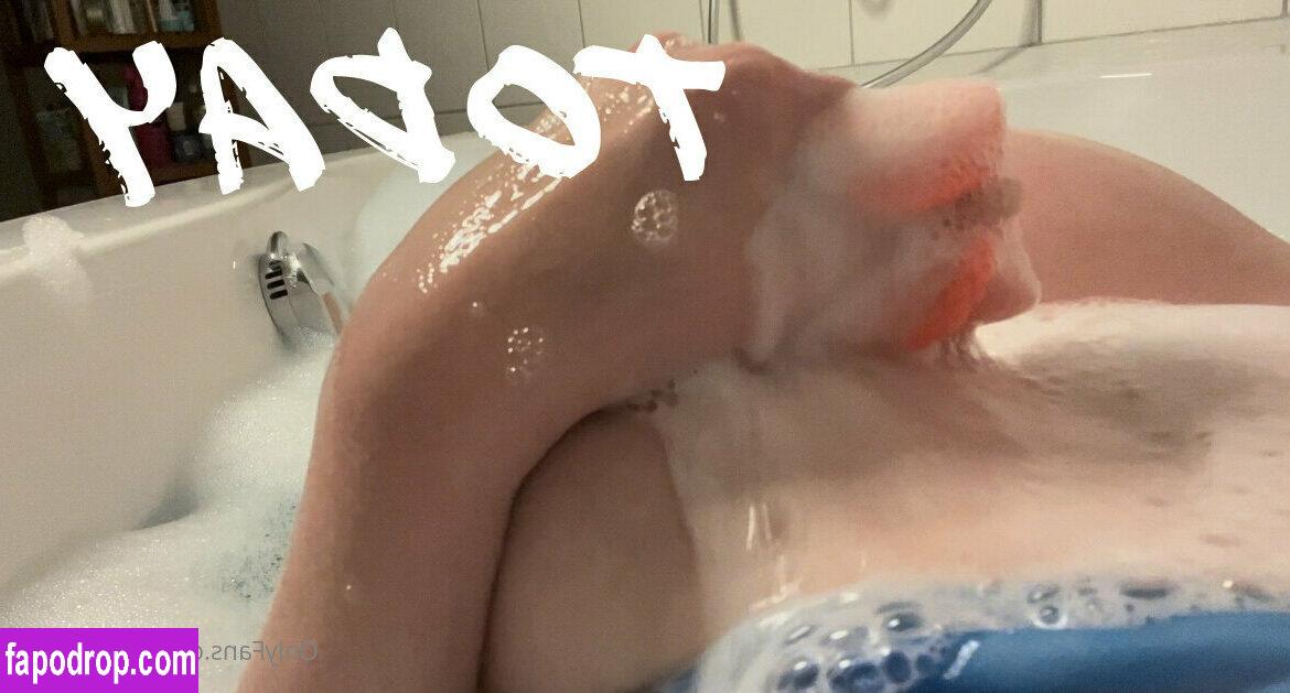 bustyyxoxo / plasticlover98 leak of nude photo #0021 from OnlyFans or Patreon