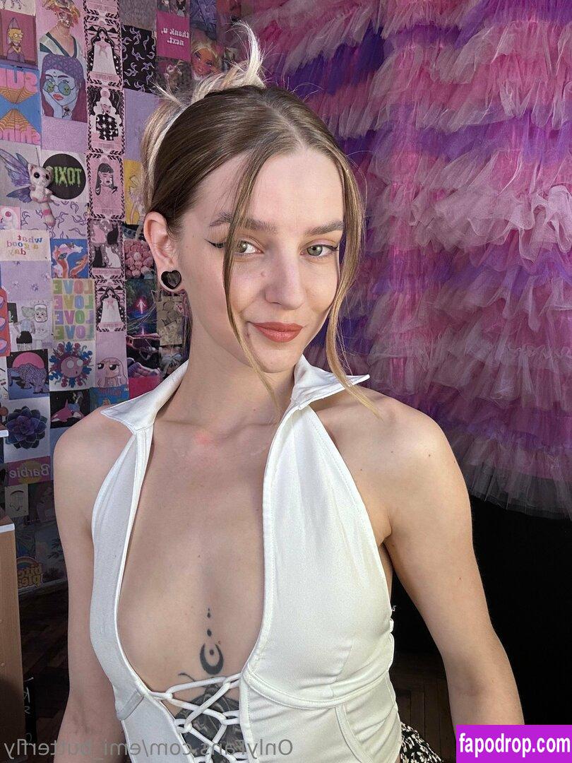 Caaandy_girl / Alishavei / Alishaveiii / Emi_butterfly / Emily_Hoot / Sweeet_peeeach leak of nude photo #0003 from OnlyFans or Patreon