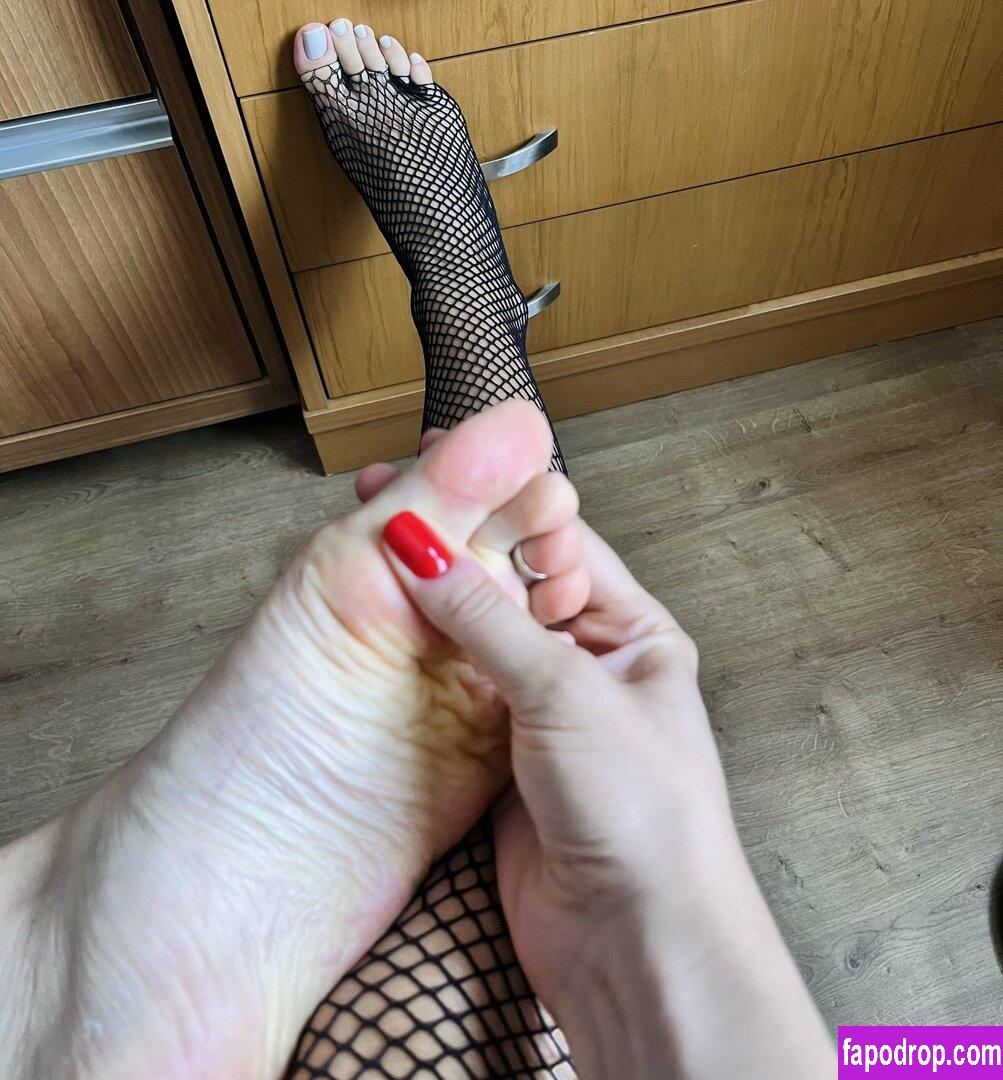 Caliupe_feet / Califeet / Caliupe / Caliupefeet / calis.feet leak of nude photo #0022 from OnlyFans or Patreon