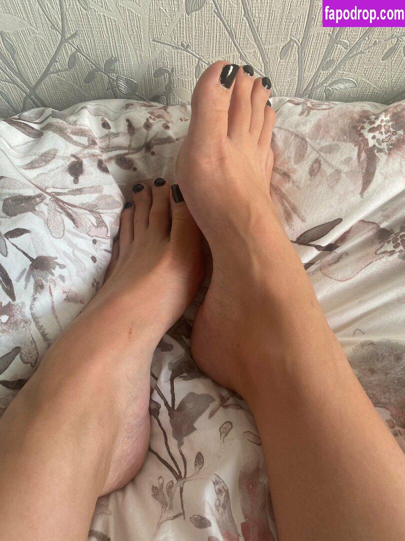 callyfeet33 /  leak of nude photo #0010 from OnlyFans or Patreon