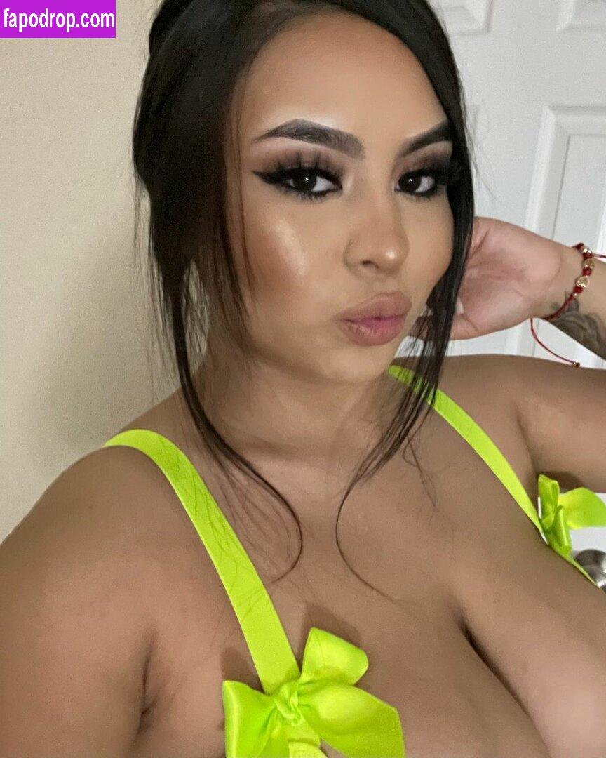 Carolina Corrales / jenny.talamantes leak of nude photo #0009 from OnlyFans or Patreon