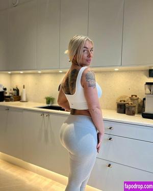 Caroline Aspenskog слив #0029