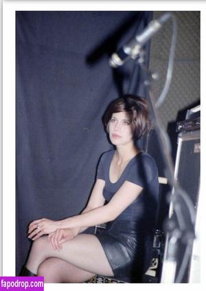 Caroline Catz photo #0015