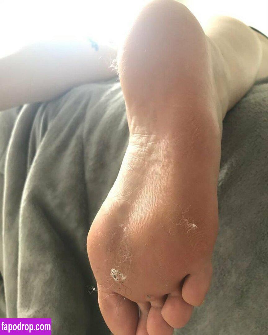 Casalpodors / CasalPodo_RS / Goddess Sabri / feet.goddesssabrirs_ leak of nude photo #0020 from OnlyFans or Patreon