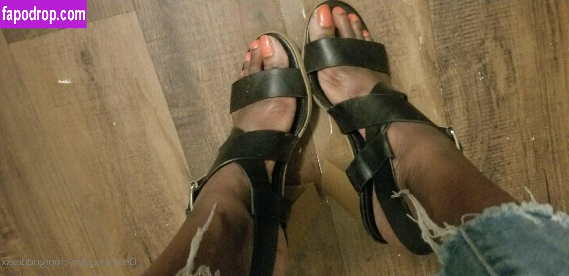 cfootgoddessx / chocolate_foot_goddess leak of nude photo #0043 from OnlyFans or Patreon