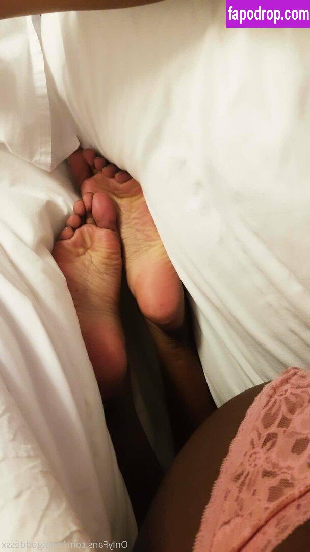 cfootgoddessx / chocolate_foot_goddess leak of nude photo #0053 from OnlyFans or Patreon