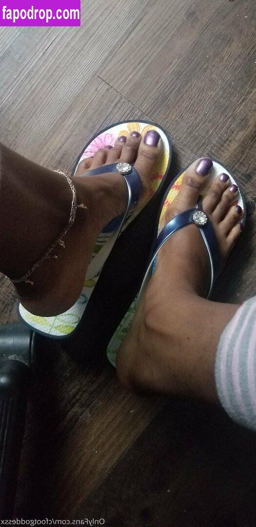 cfootgoddessx / chocolate_foot_goddess leak of nude photo #0063 from OnlyFans or Patreon