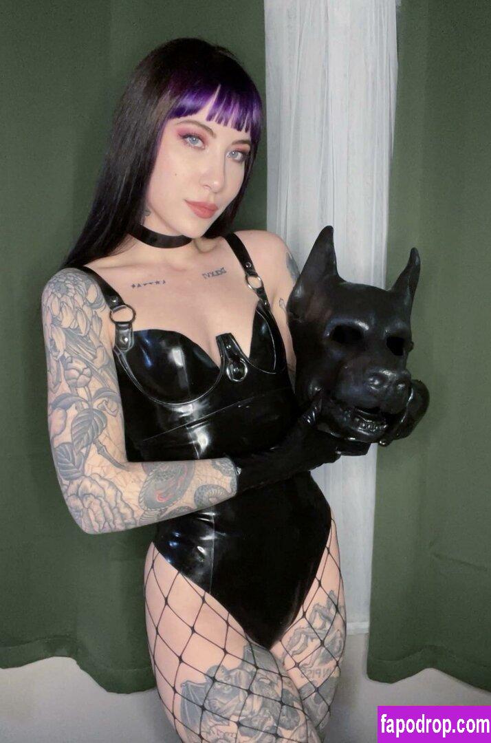 Charlotte Sartre / gothcharlotte leak of nude photo #0020 from OnlyFans or Patreon