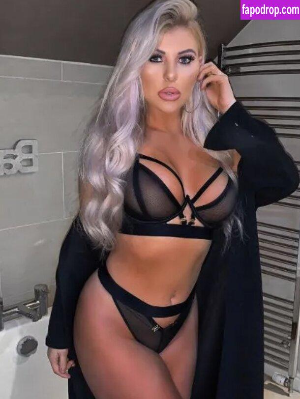 Chloe Gabrielle Chaloner / Ibiza Weekender / chloegabrielle / chloeweekender_ / https: leak of nude photo #0002 from OnlyFans or Patreon