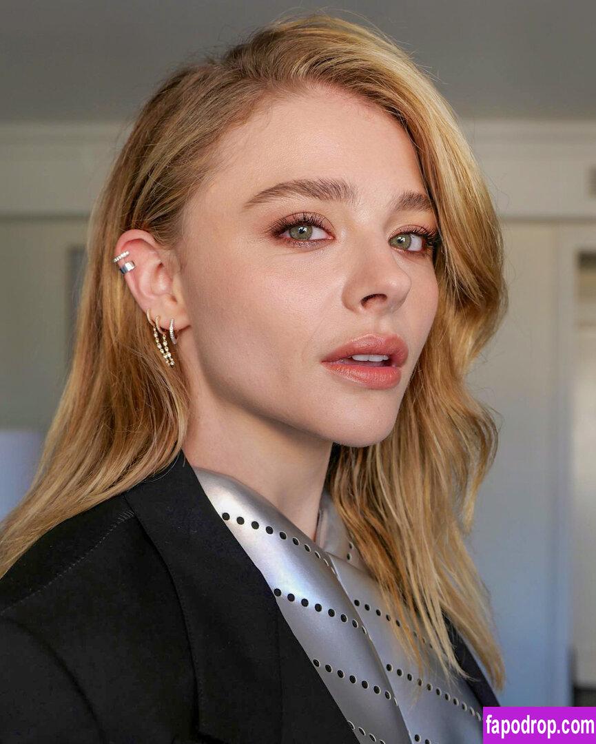 Chloe Grace Moretz / ChloeGMoretz слитое обнаженное фото #0289 с Онлифанс или Патреон