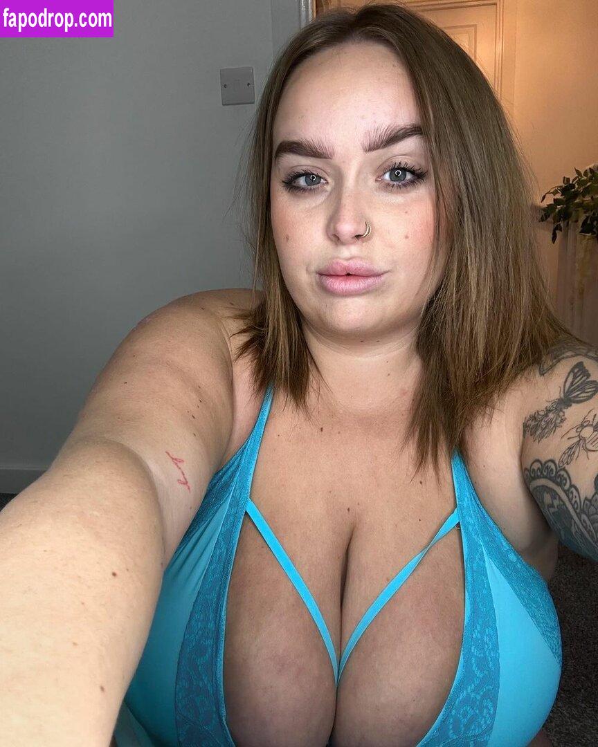 Chloe Hatton / Chloelouisehattonox / https: leak of nude photo #0044 from OnlyFans or Patreon