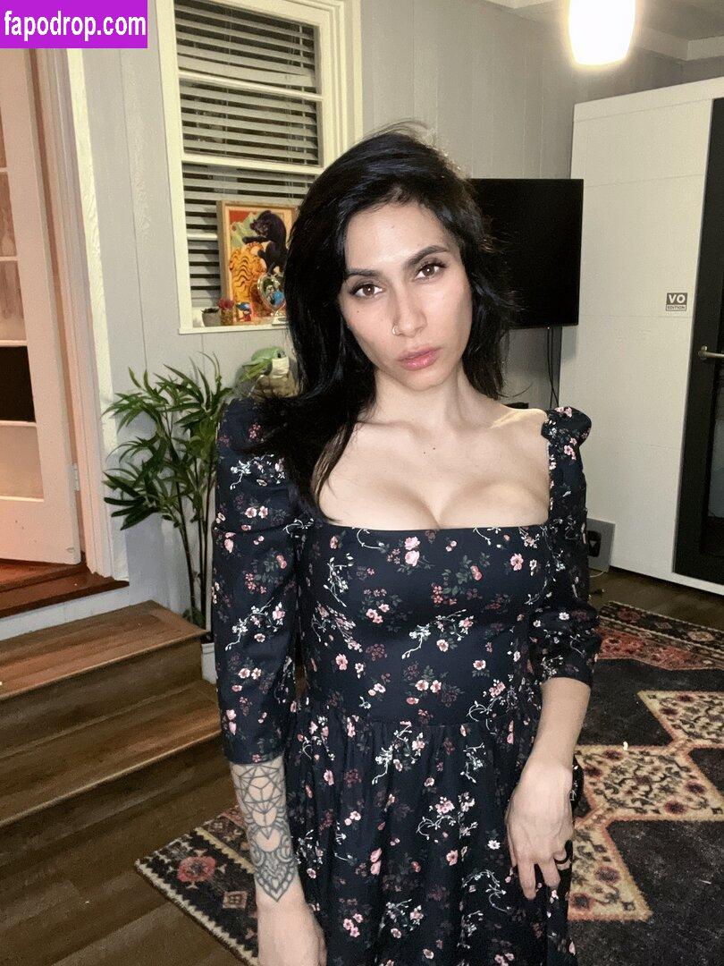 Christina Vee Valenzuela / cristinavox leak of nude photo #0003 from OnlyFans or Patreon