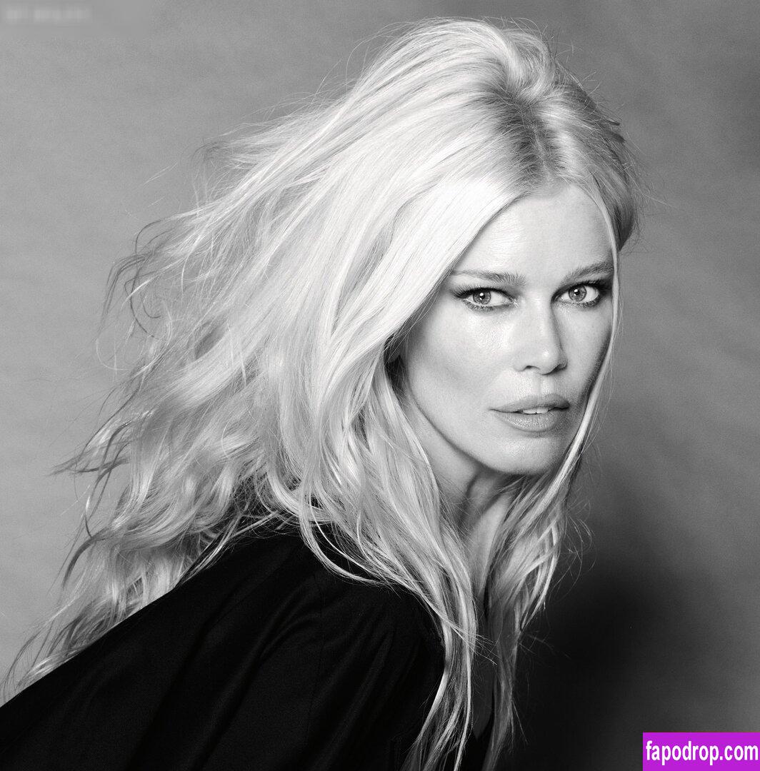 Claudia Schiffer / claudiaschiffer слитое обнаженное фото #0202 с Онлифанс или Патреон