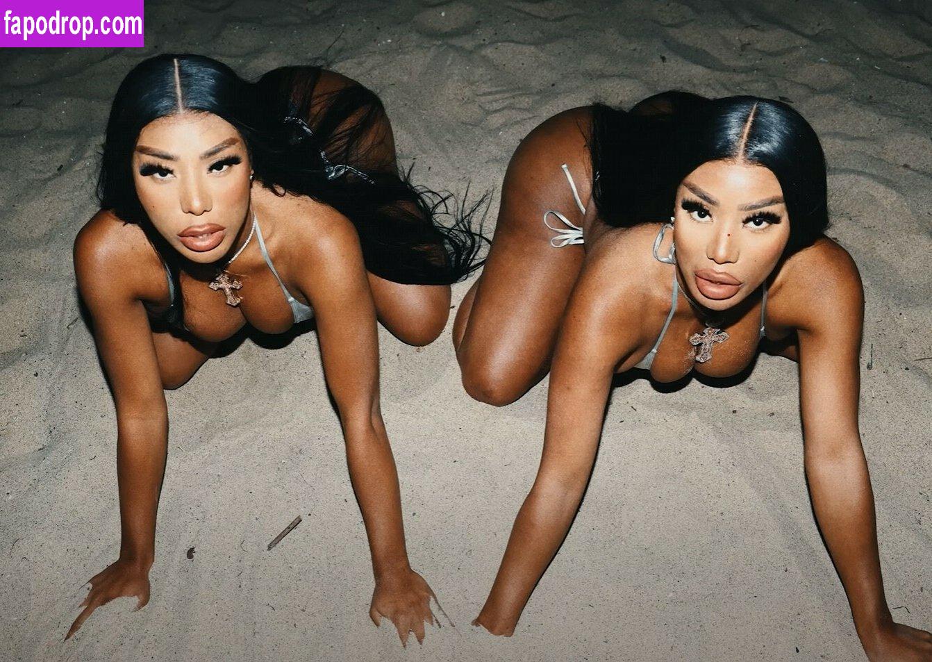 Clermont Twins / Theclermonttwins / clermonttwins слитое обнаженное фото #0012 с Онлифанс или Патреон