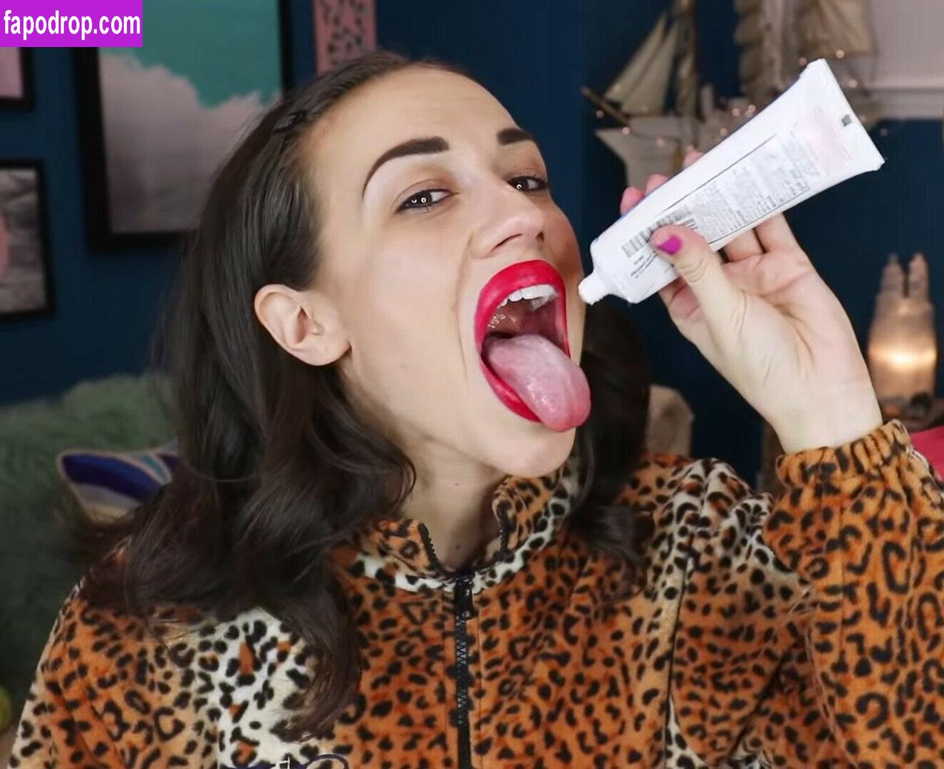 Colleen Ballinger / Miranda Sings слитое обнаженное фото #0015 с Онлифанс или Патреон