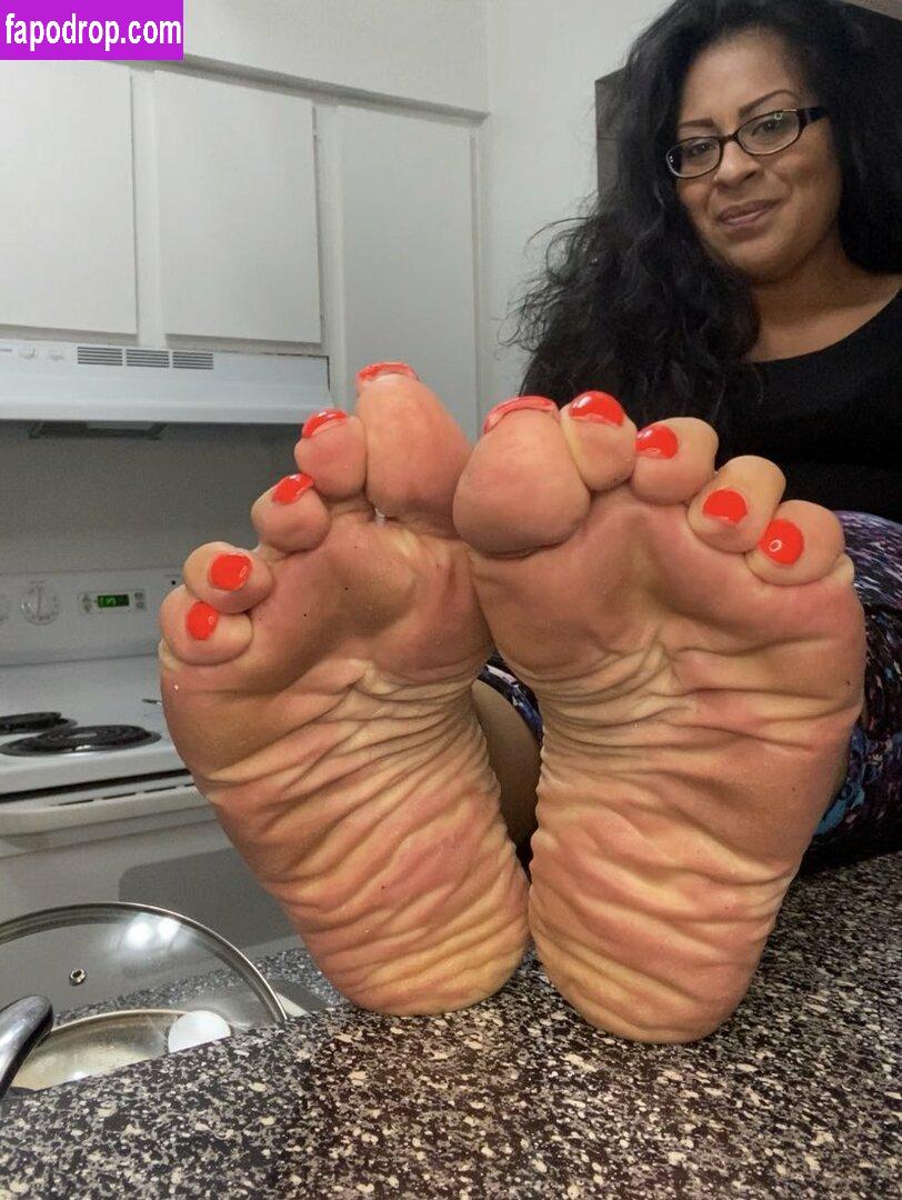 Comefollowsarah Sarah / comefollowsarah / sarah_soles leak of nude photo #0005 from OnlyFans or Patreon