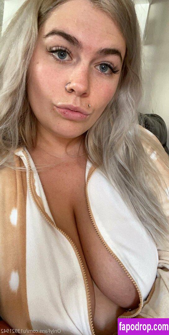 comewatchkitty / _minoujolie_ leak of nude photo #0063 from OnlyFans or Patreon