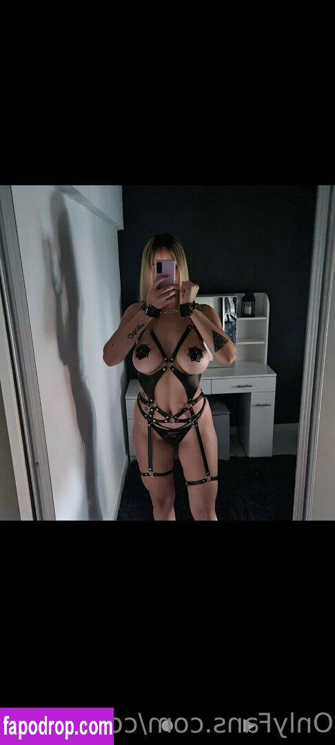 confidantsarah /  leak of nude photo #0057 from OnlyFans or Patreon