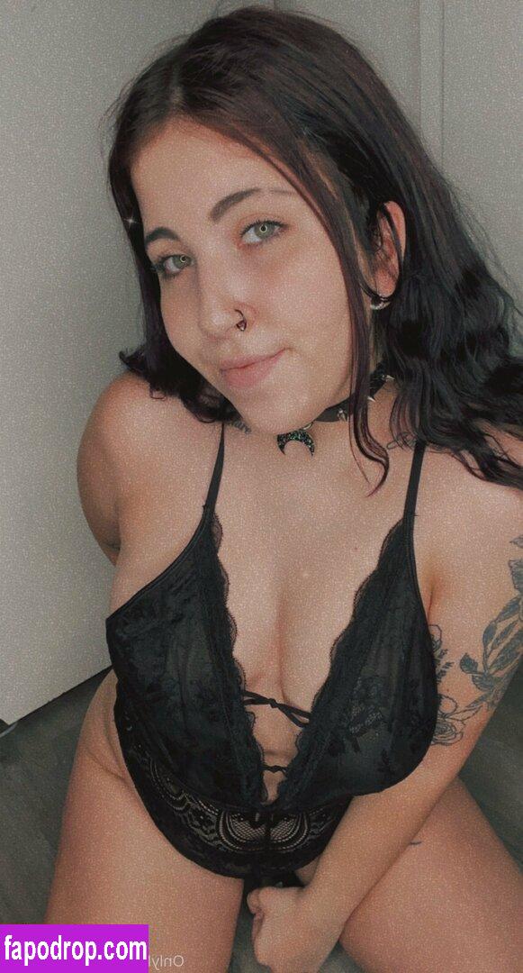 coralinebb / coraline__bb leak of nude photo #0076 from OnlyFans or Patreon