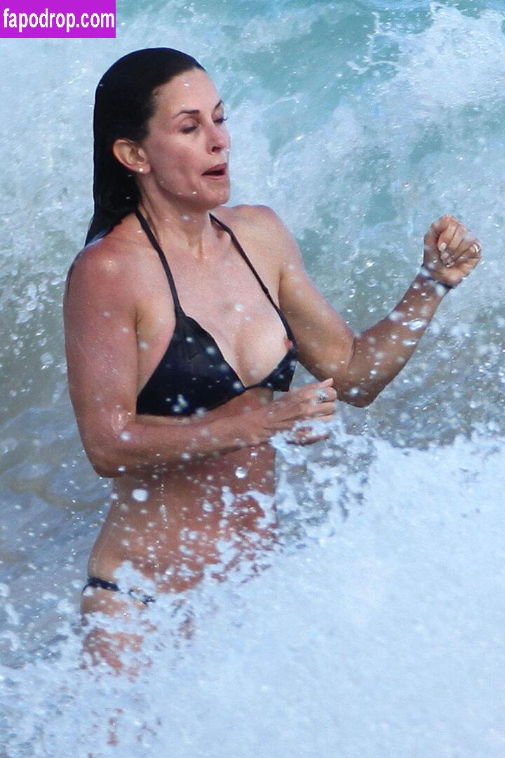 Courteney Cox / courteneycoxofficial / courtne81211028 leak of nude photo #0003 from OnlyFans or Patreon