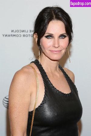 Courtney Cox слив #0076