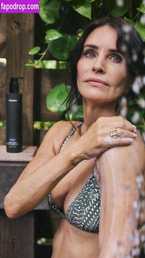 Courtney Cox photo #0083