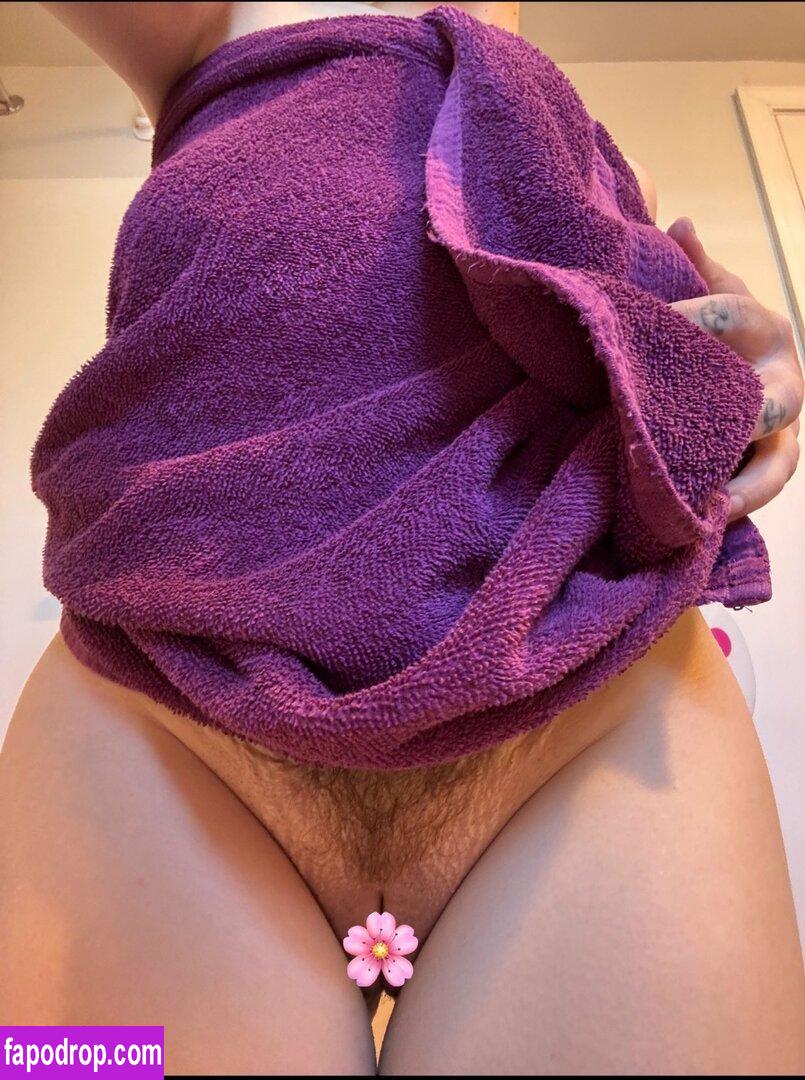 crybabymochi / crybabychy / itscrybabymochi leak of nude photo #0004 from OnlyFans or Patreon