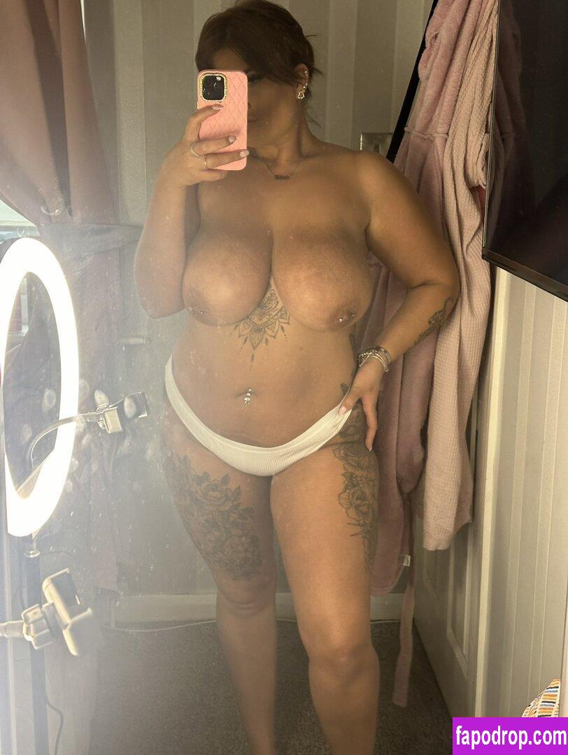 Curvyandiloveit leak of nude photo #0018 from OnlyFans or Patreon