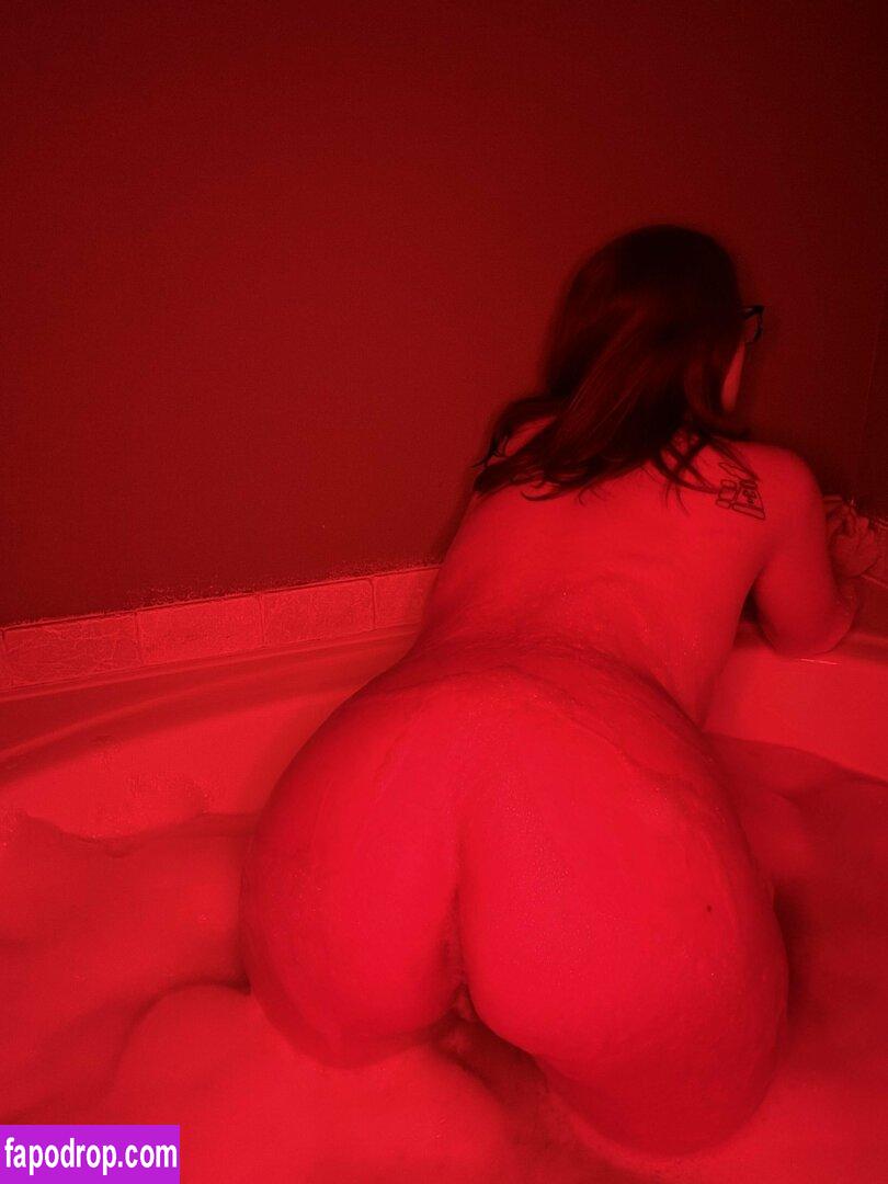 Curvymilf / NuclearKC / https: / lovecurvywomen leak of nude photo #0014 from OnlyFans or Patreon