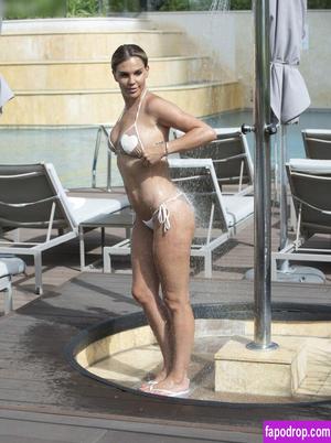 Danielle Lloyd photo #0068