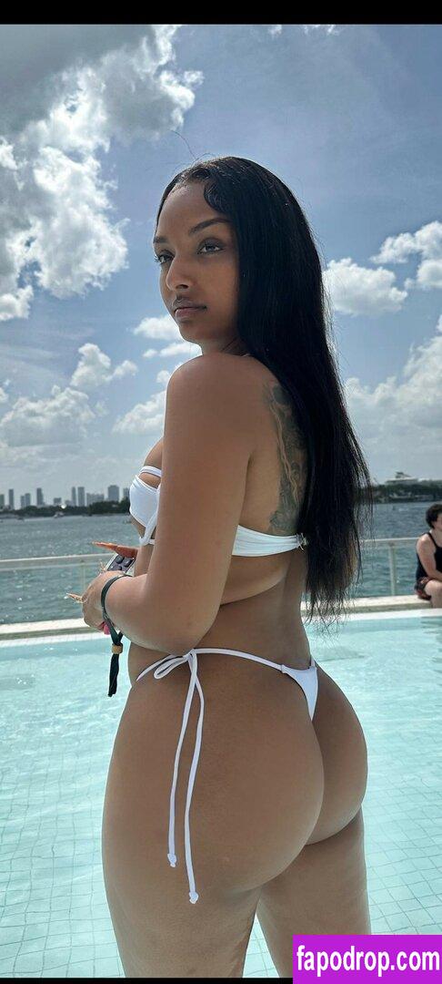 DayWithAsh / Ashley Bautista / missyoungash leak of nude photo #0008 from OnlyFans or Patreon