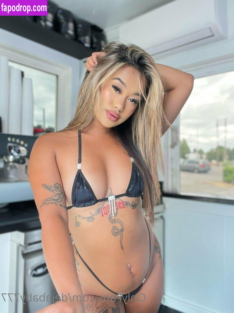 deja.bae / goldiebae_ leak of nude photo #0017 from OnlyFans or Patreon