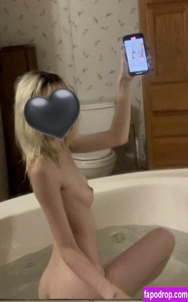 Demi0na /  / ursecretbunny leak of nude photo #0004 from OnlyFans or Patreon