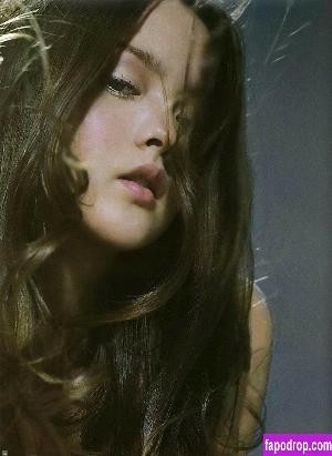 Devon Aoki leak #0040