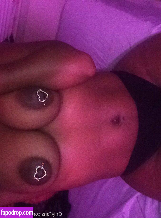 donnaqueen / donnaqueen_._ leak of nude photo #0009 from OnlyFans or Patreon