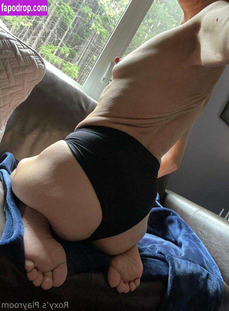 eagerwillingcurious /  leak of nude photo #0049 from OnlyFans or Patreon