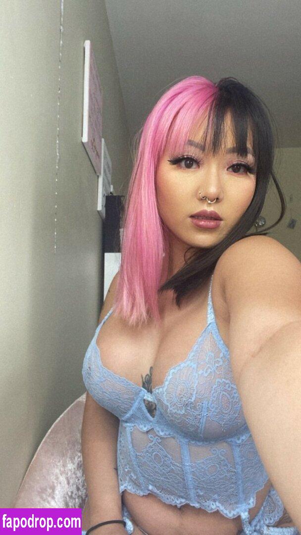 Edmthotiana / lilvietnamami / naughtytiahana / traceeey_k leak of nude photo #0018 from OnlyFans or Patreon