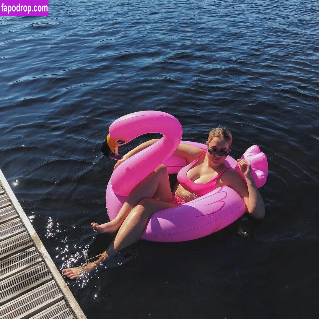 Elina / elina_mj / elinasongs leak of nude photo #0021 from OnlyFans or Patreon