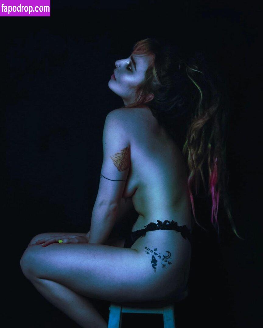 Eliza Grace / ElIZAGRACEMUSIC / elizaxograce слитое обнаженное фото #0042 с Онлифанс или Патреон
