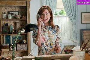 Ellie Kemper слив #0050