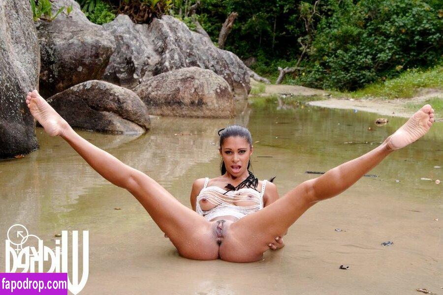 Emanuelle Diniz / emanudiniz13 / emanuellediniz leak of nude photo #0004 from OnlyFans or Patreon