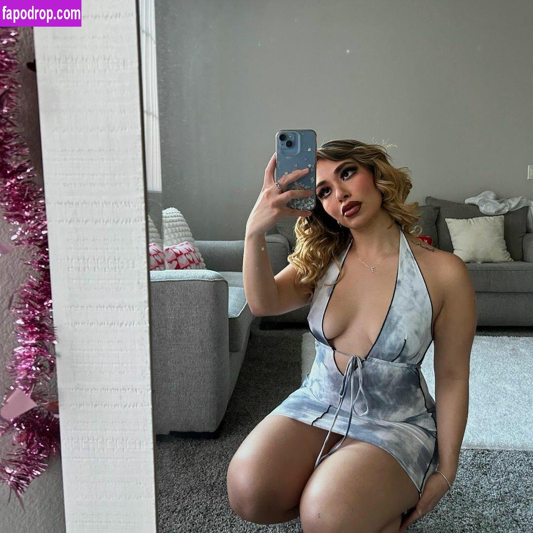 emelyelenaa / eme.lena / eme.lenaa leak of nude photo #0011 from OnlyFans or Patreon