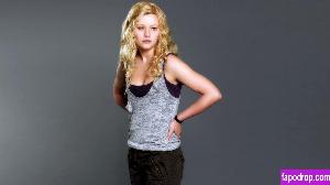 Emilie De Ravin leak #0028