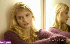 Emilie De Ravin слив #0045