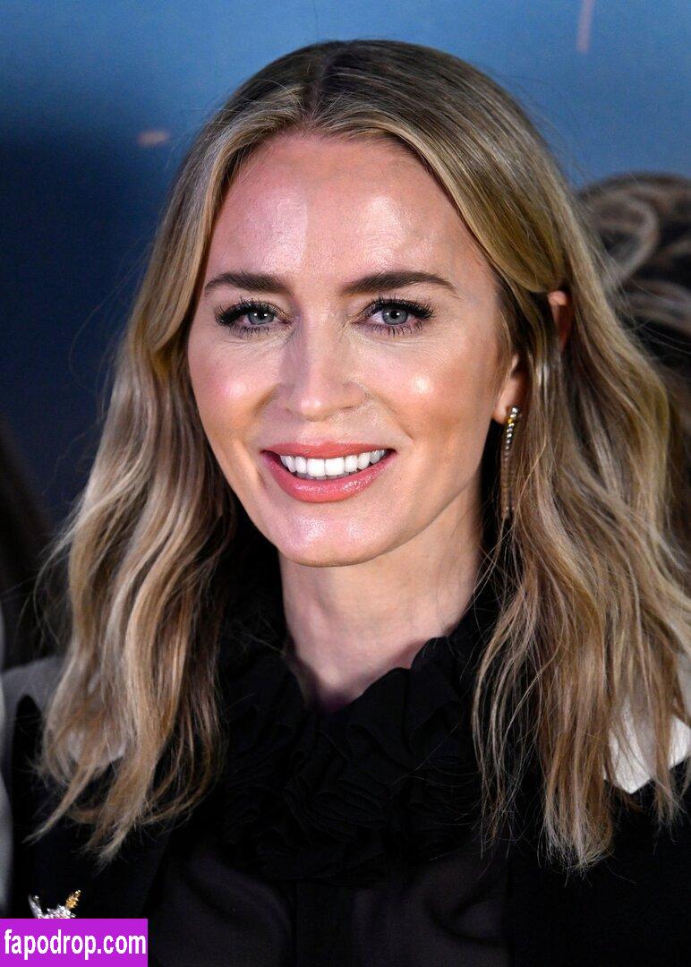 Emily Blunt / _emily_blunt_ / twogirlsoneblunt leak of nude photo #0386 from OnlyFans or Patreon