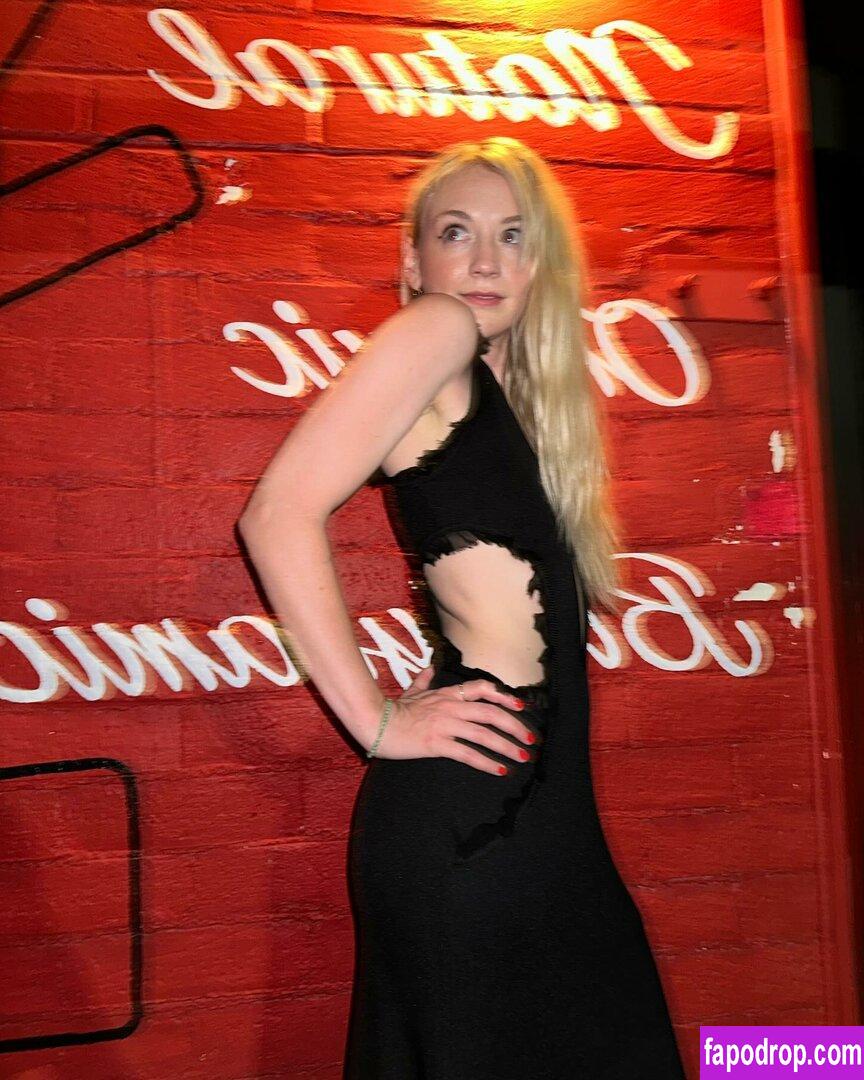 Emily Kinney | Best Known: TWD / emmykinney слитое обнаженное фото #0004 с Онлифанс или Патреон