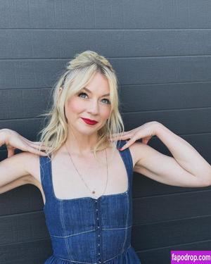 Emily Kinney фото #0113