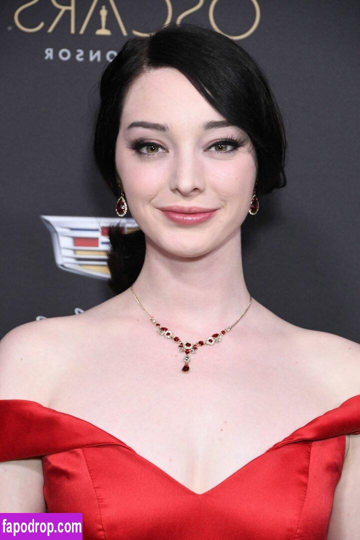 Emma Dumont / emmadumont слитое обнаженное фото #0002 с Онлифанс или Патреон