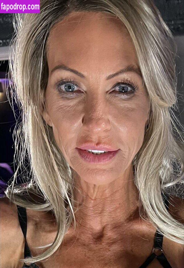 Emma Starr / emmastarrs / https: / milf_emma leak of nude photo #0558 from OnlyFans or Patreon